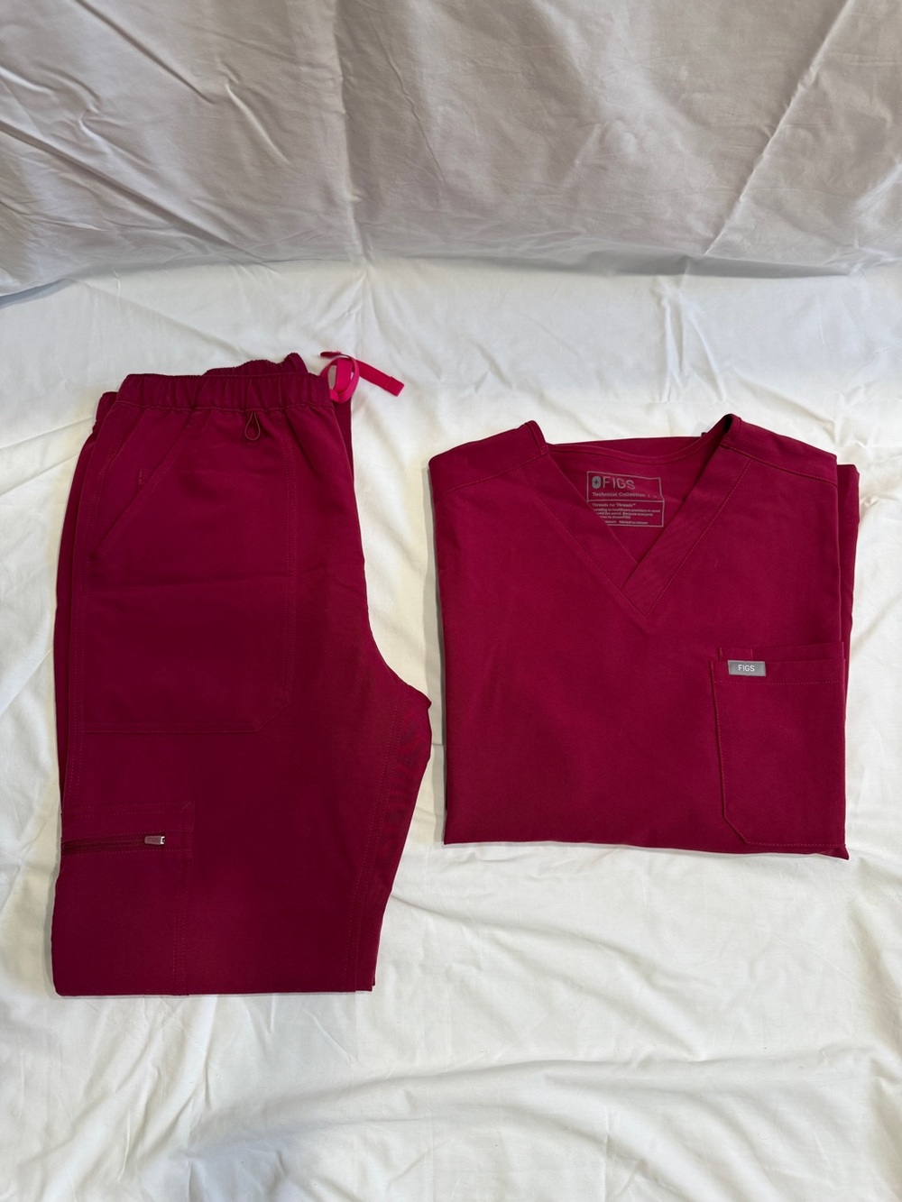 FIGS Men’s Scrub Set